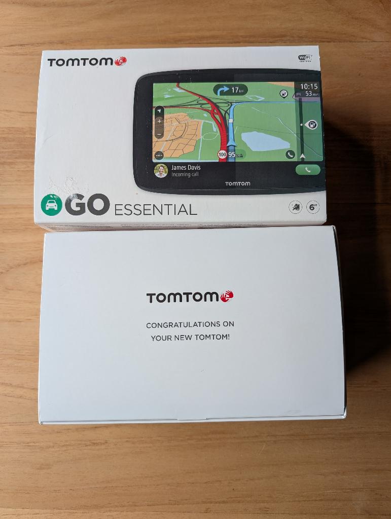 TomTom Go Esential, Ophalen of Verzenden, Zo goed als nieuw