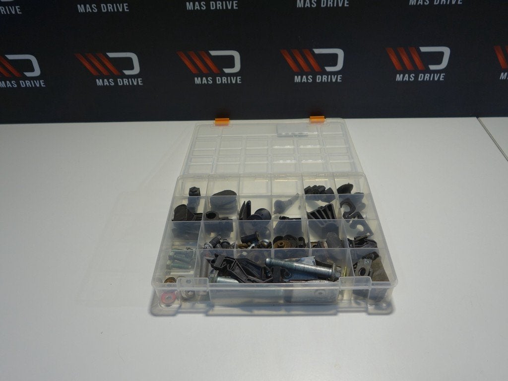 Porsche Boxster 986 + 996 clipsen bouten, schroeven,..., Gebruikt