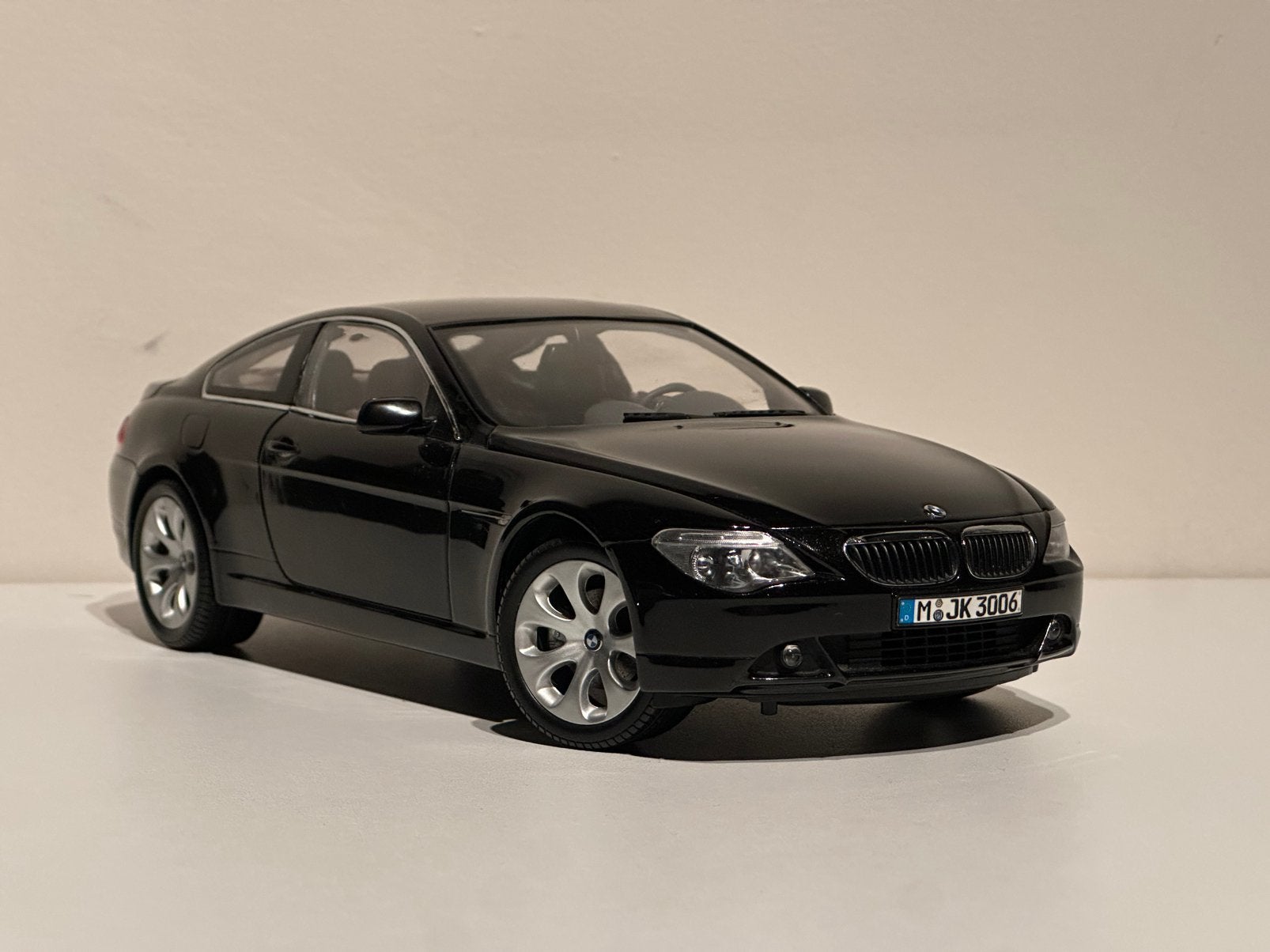 BMW 6-Serie | Kyosho | schaal 1:18 | ZGAN, Hobby en Vrije tijd, Ophalen of Verzenden, Zo goed als nieuw, Kyosho