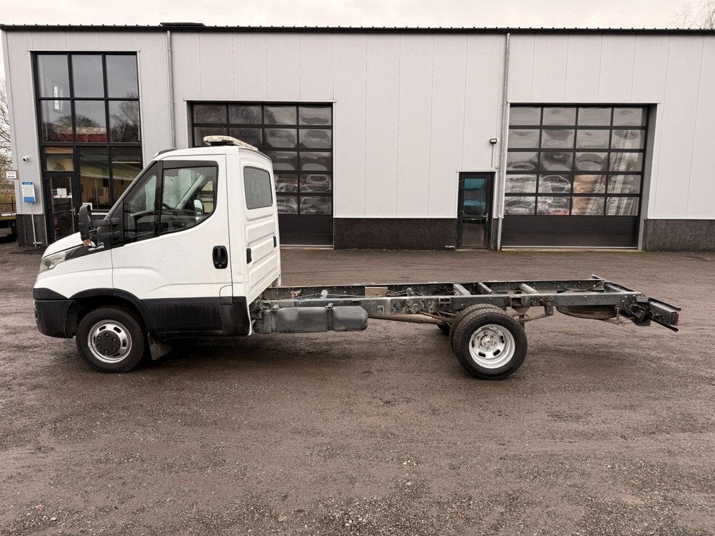 Iveco Daily 40C17 3.0 375 Chassis Cabine Ideaal voor Bakwage, Auto's, Automaat, Euro 5, Achterwielaandrijving, Gebruikt