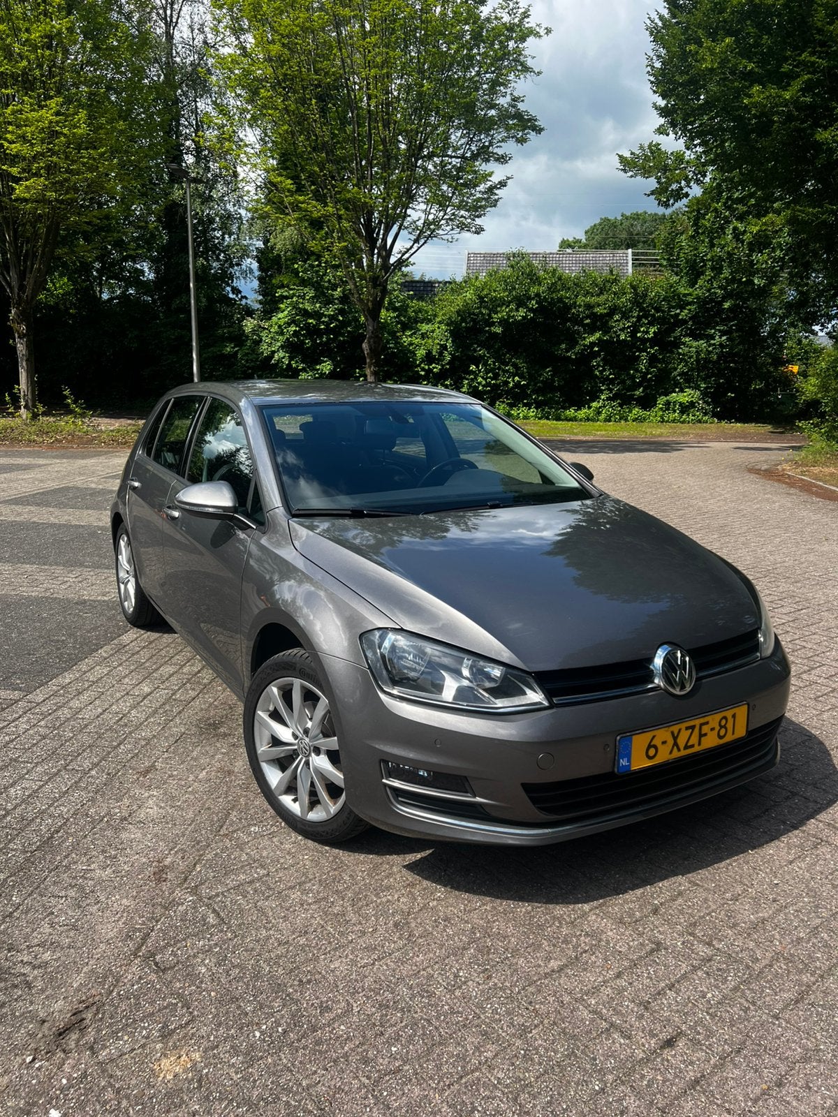Volkswagen Golf 1.2 TSI 77KW 5D 2014 Grijs Business Edition, Voorwielaandrijving, 4 cilinders, 49 €/maand, Origineel Nederlands