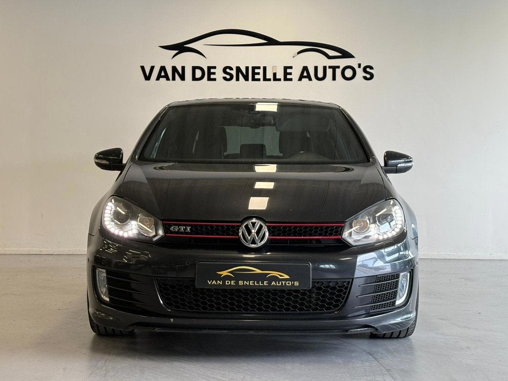 Volkswagen Golf 2.0 GTI Edition 35 AUTOMAAT/PANO/PDC, Euro 5, 4 cilinders, 1984 cc, Zwart