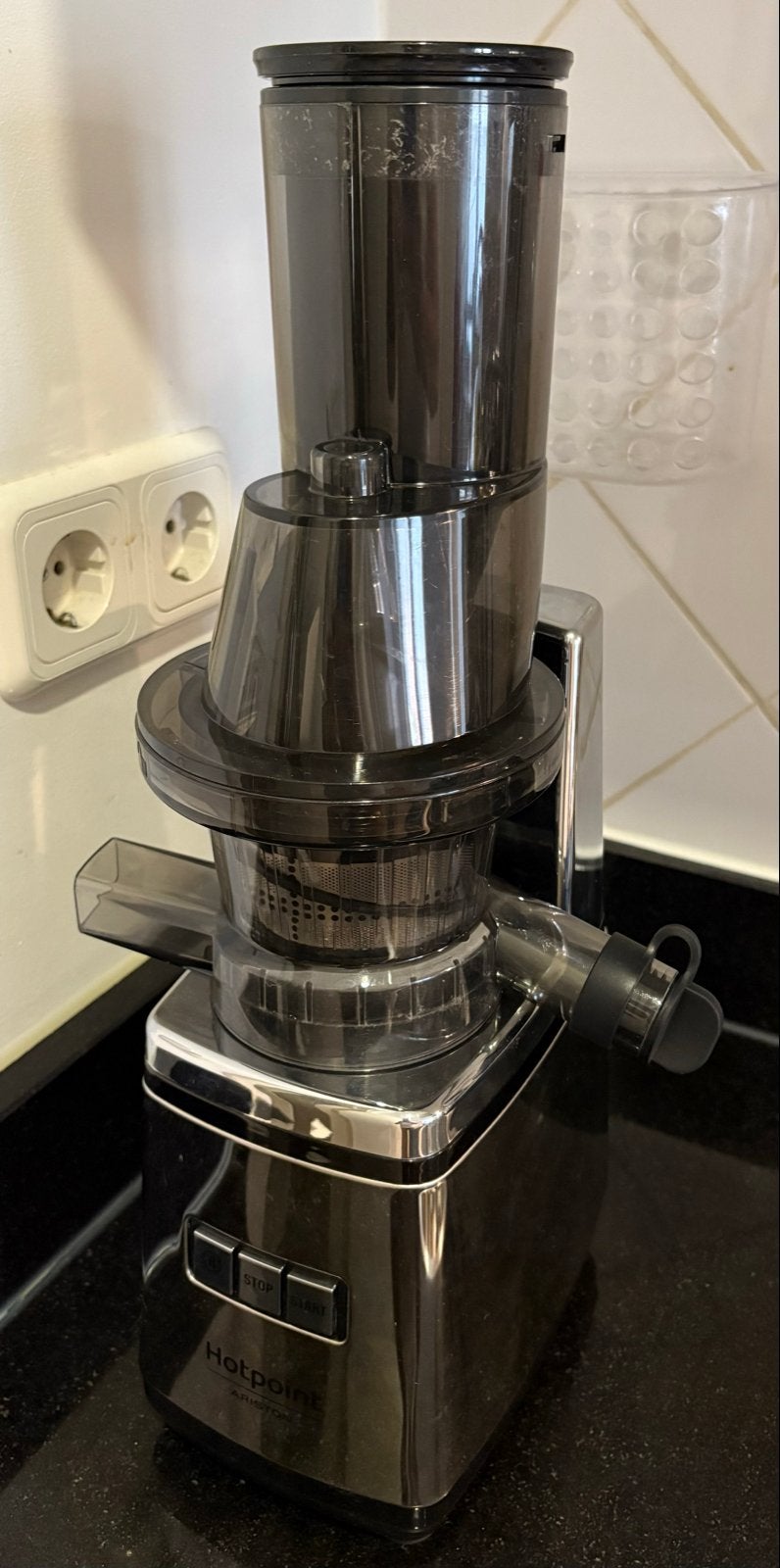 Hotpoint Slowjuicer - Zo goed als nieuw, Ophalen of Verzenden, Zo goed als nieuw, Elektrisch, Slowjuicer