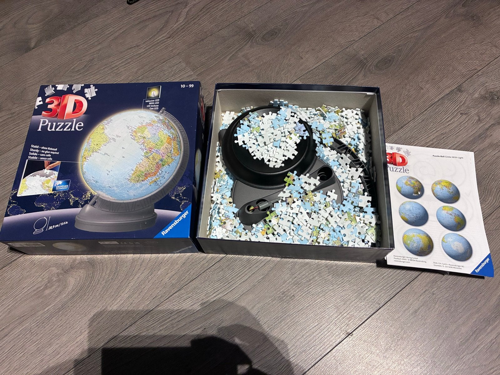 Ravensburger 3D Wereldbol Puzzel met LED Verlichting, Ophalen of Verzenden, Meer dan 50 stukjes, Zo goed als nieuw, 6 jaar of ouder