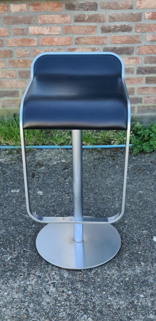 Lem design barkruk Shin & Tomoko Azumi, Huis en Inrichting, Barkrukken, Ophalen, Draaibaar, 60 tot 90 cm, Leer