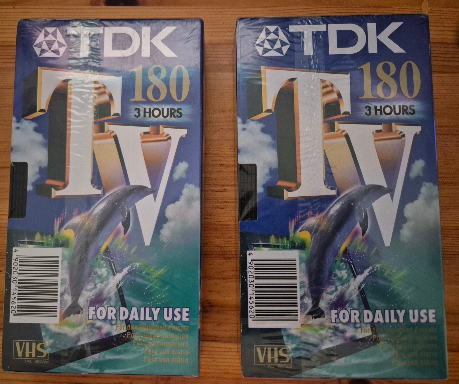 TDK TV 180 VHS Videobanden (2 stuks) - Nieuw in verpakking, Alle leeftijden, Ophalen of Verzenden, Nieuw in verpakking, Overige genres