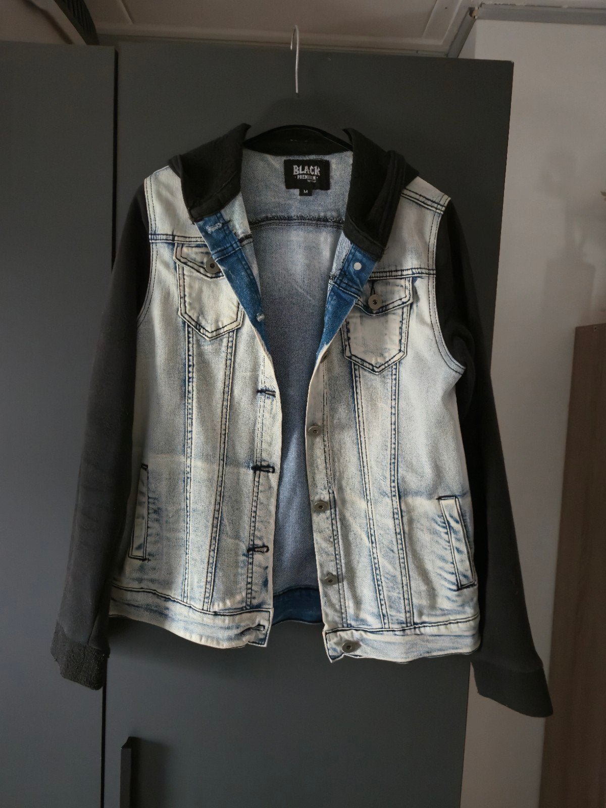 Black Premium by EMP spijkerjas met capuchon maat M, Maat 38/40 (M), Black premium EMP, Blauw, Ophalen of Verzenden