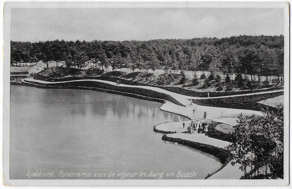 Apeldoorn Panorama oude gelopen ansichtkaart (B2241 ), Ophalen of Verzenden, 1940 tot 1960, Gelopen, Gelderland