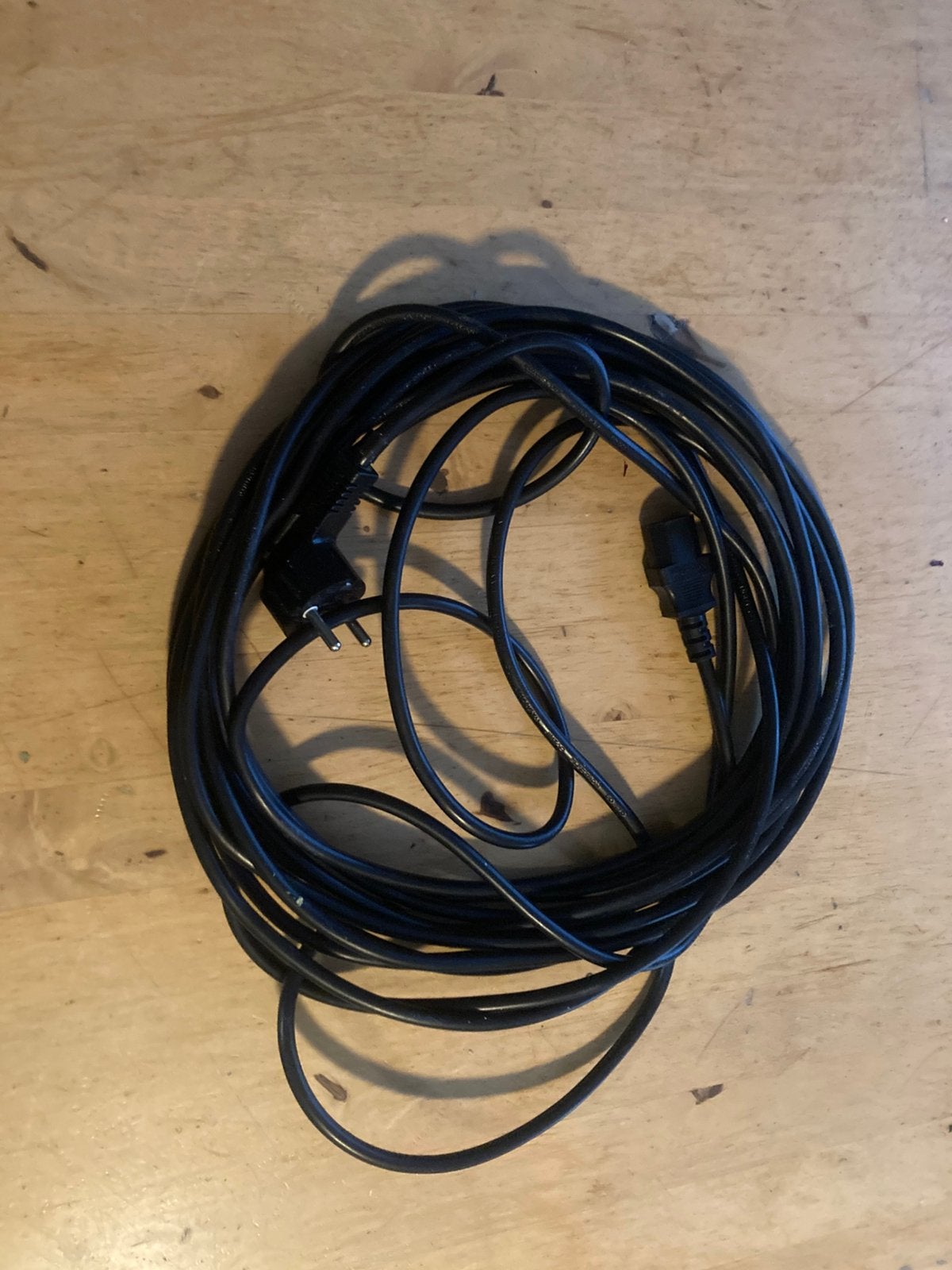 5m long power cable, Ophalen of Verzenden, Zo goed als nieuw