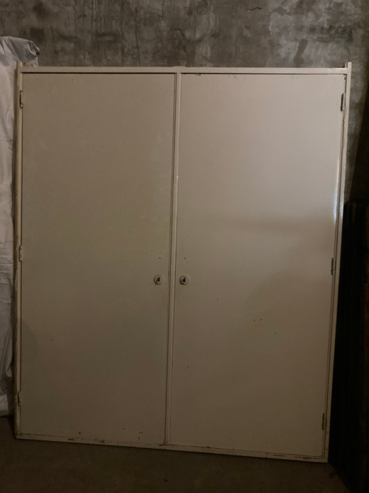 Deurenstel met scharnieren en sloten in frame, Ophalen, Gebruikt, 120 cm of meer, Binnendeur