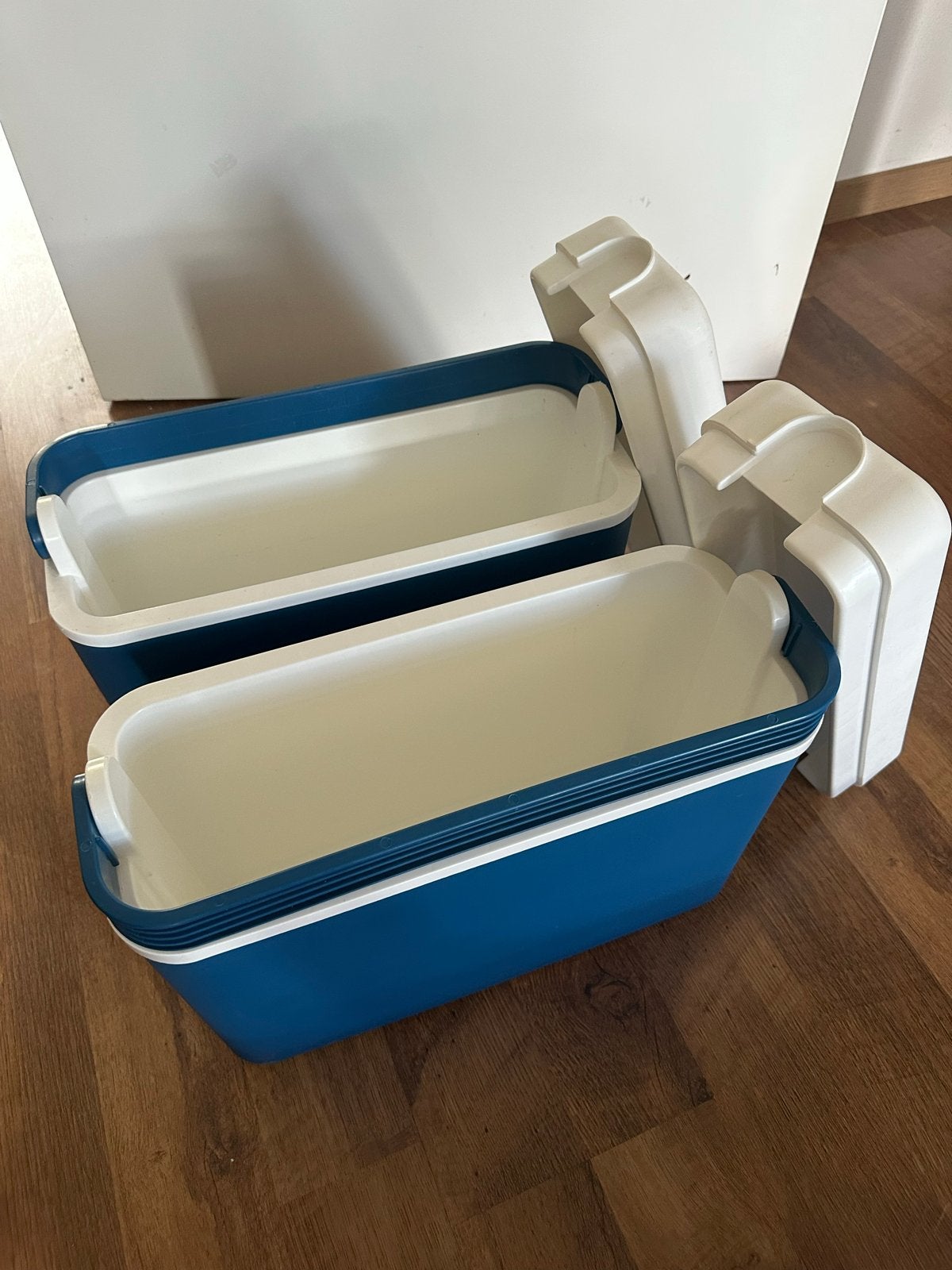 2 Koelboxen 12 liter, blauw/wit, 40x29cm, Ophalen, Gebruikt, Koelbox, Koelelement