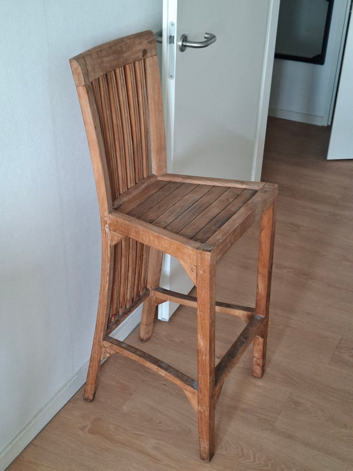 Hoge houten stoel, Ophalen, Gebruikt, Overige kleuren, Eén