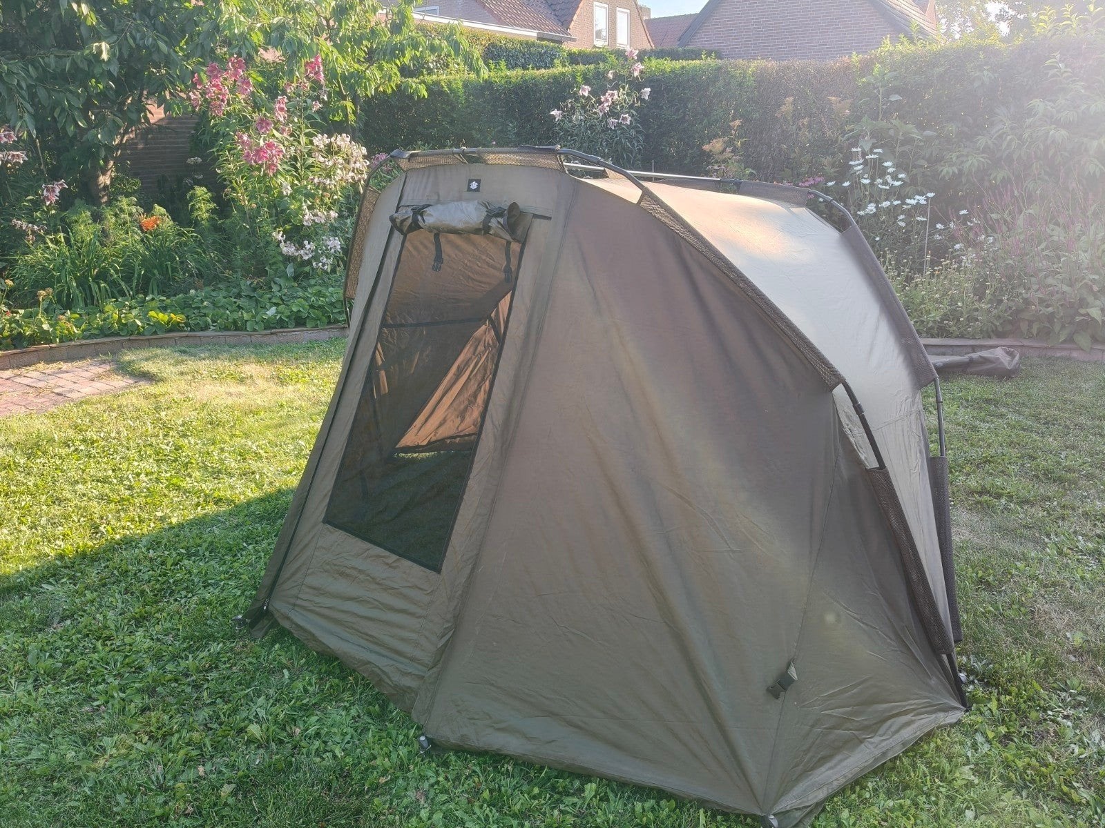 Jrc contact bivvy, Watersport en Boten, Hengelsport | Karpervissen, Ophalen of Verzenden, Zo goed als nieuw, Complete set
