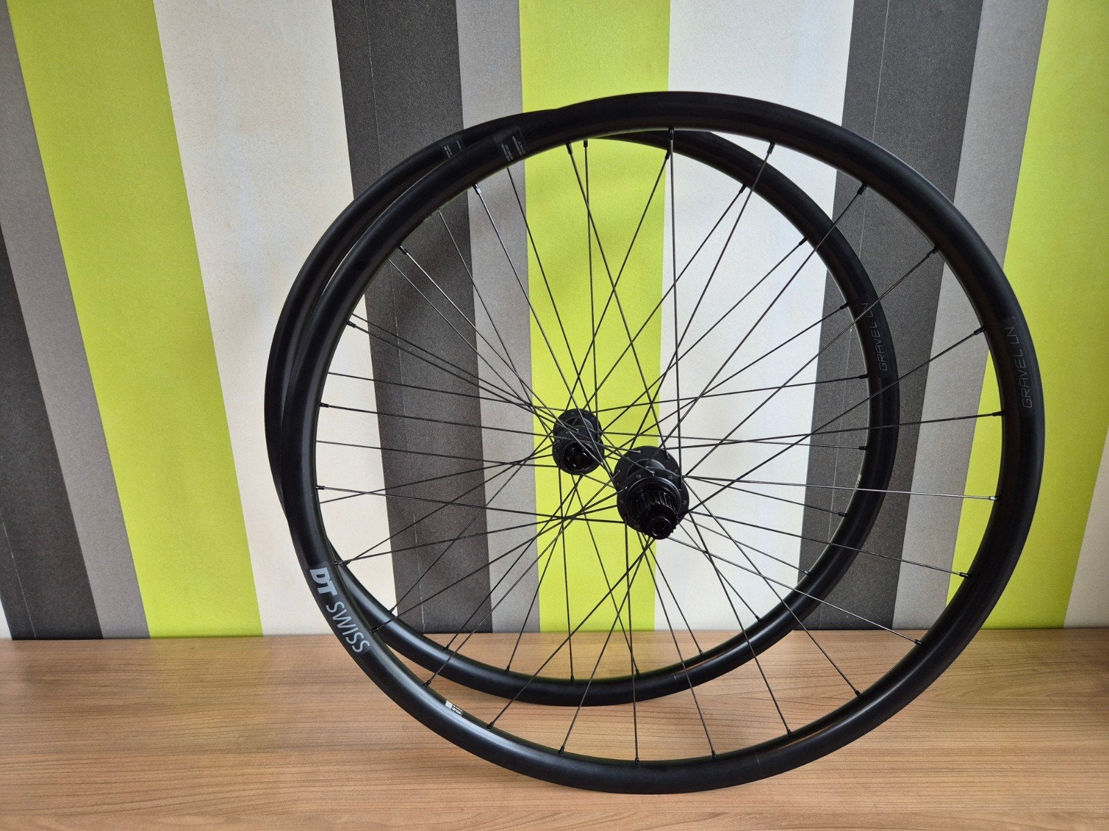 DT Swiss Gravel LN wielset Shimano Micro Spline, Wiel, DT Swiss, Ophalen of Verzenden, Zo goed als nieuw