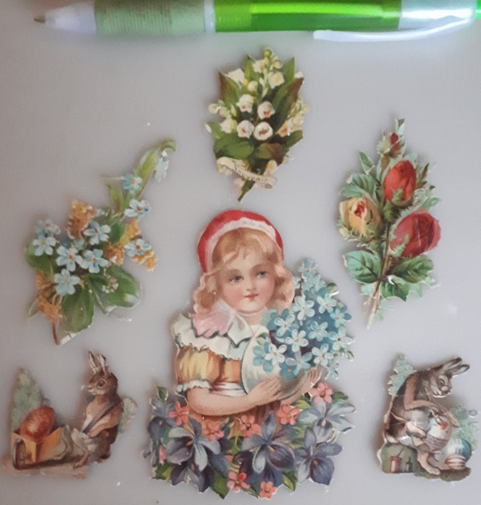 Antique 6 ORIGINAL VICTORIAN SCRAPS/Découpis: GIRL & Flowers, Ophalen of Verzenden, Gebruikt, Versiering of Embellishment, Scrap