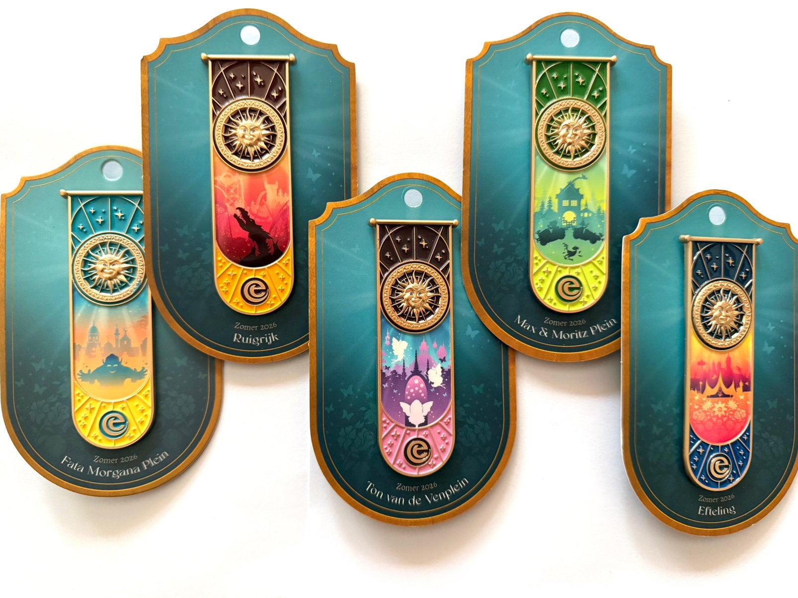 Efteling pin zomer zomeravonden complete set fata draak max, Ophalen of Verzenden, Zo goed als nieuw, Button of Speldje