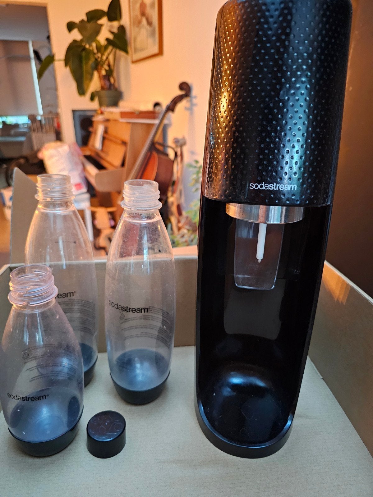 Sodastream met 3 flessen, Witgoed en Apparatuur, Ophalen of Verzenden, Gebruikt