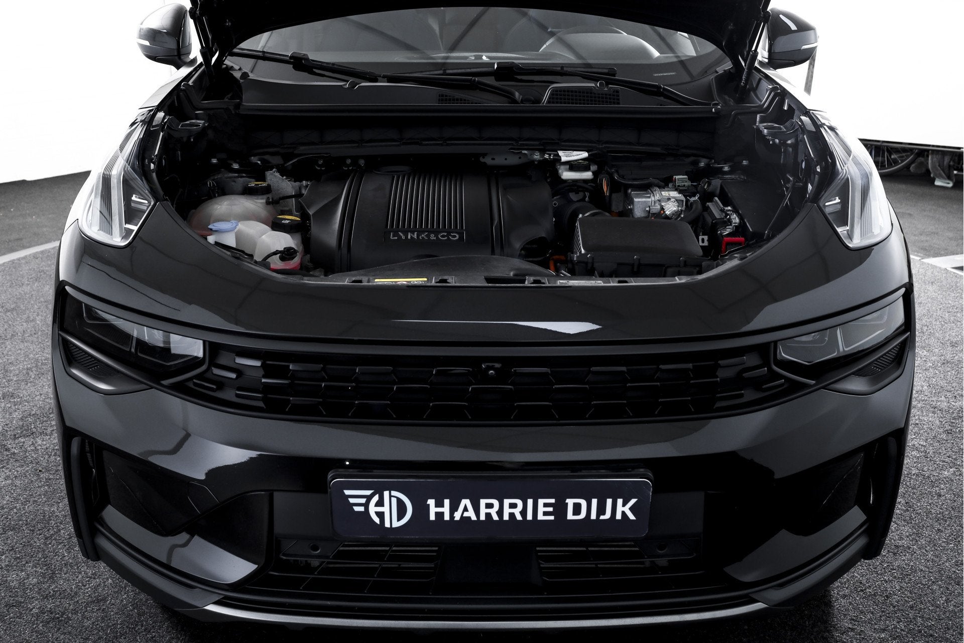 Foto 65 van Lynk & Co 01 1.5 PHEV 261PK MY23 | Blackpakket | Donkere hem