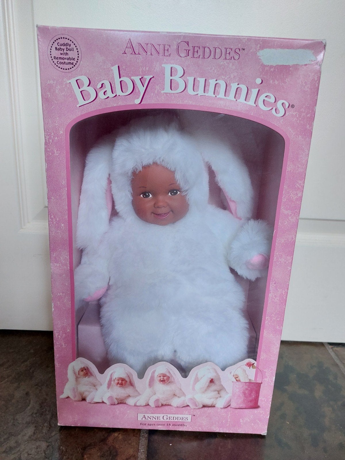 Donkere babypop / 35 cm / Anne Geddes / nieuw, Kinderen en Baby's, Speelgoed | Poppen, Ophalen of Verzenden, Nieuw, Babypop