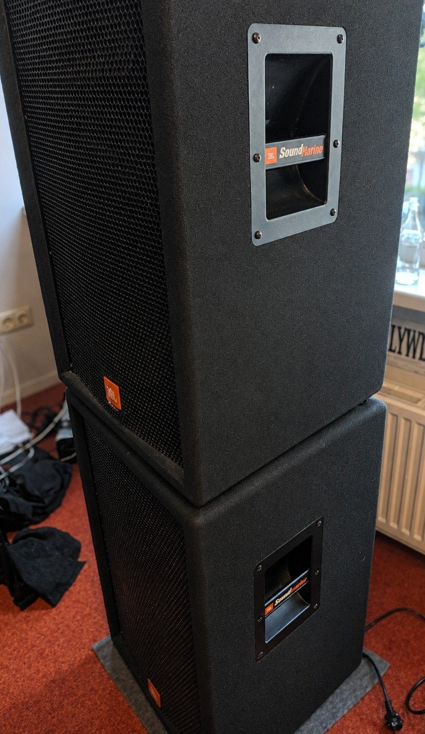 Complete JBL PA set – 2x SF15 + JB Systems C2-450 + processo, Muziek en Instrumenten, Versterkers | Keyboard, Monitor en PA, Ophalen
