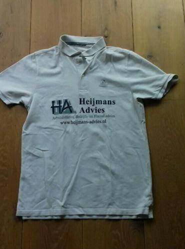 Adidas poloshirt met reclame. Maat L, Maat 52/54 (L), Wit, Ophalen of Verzenden, Zo goed als nieuw
