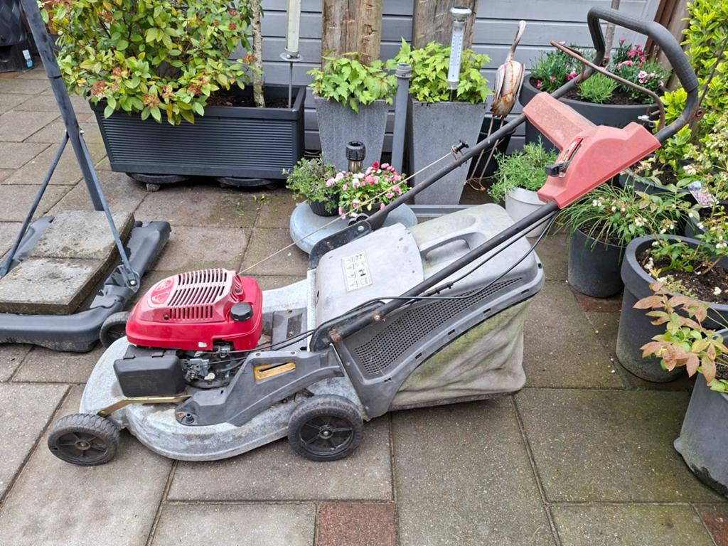 Te koop grasmaaier, Tuin en Terras, Grasmaaiers, Ophalen, Gebruikt