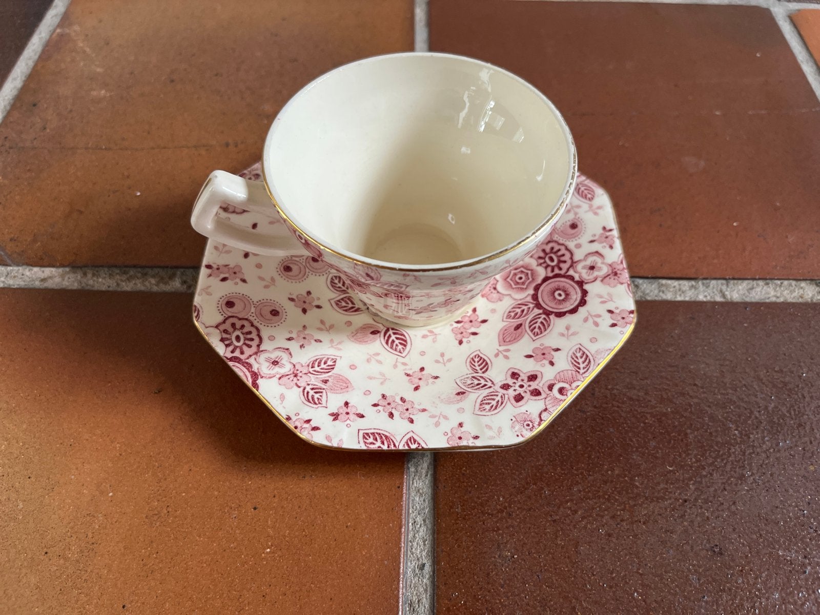 Antieke Kop en Schotel Société Céramique – Beatrix, Antiek en Kunst, Antiek | Servies los, Ophalen