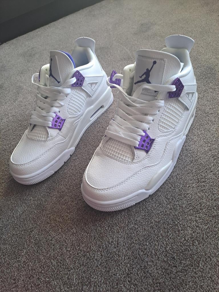 Jordan 4 Metallic Purple maat 43, Kleding | Heren, Schoenen, Ophalen of Verzenden