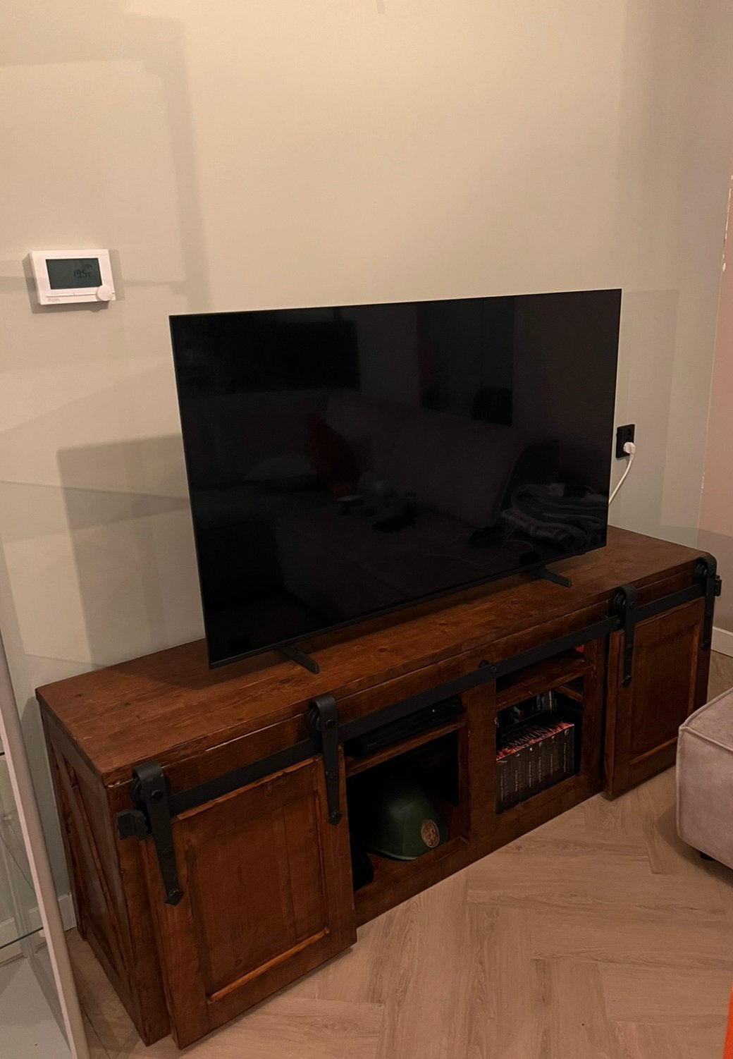 Houten industriële TV meubel, Ophalen, Gebruikt, 150 tot 200 cm, Overige houtsoorten