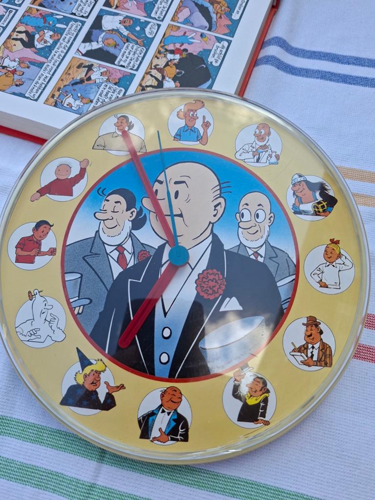 Suske en wiske klok, Ophalen of Verzenden, Suske en Wiske, Zo goed als nieuw, Boek of Spel