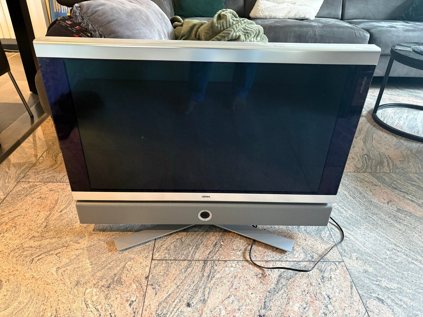Loewe Individual 32 LCD TV met afstandsbediening, Gebruikt, 50 Hz, 80 tot 100 cm, Ophalen