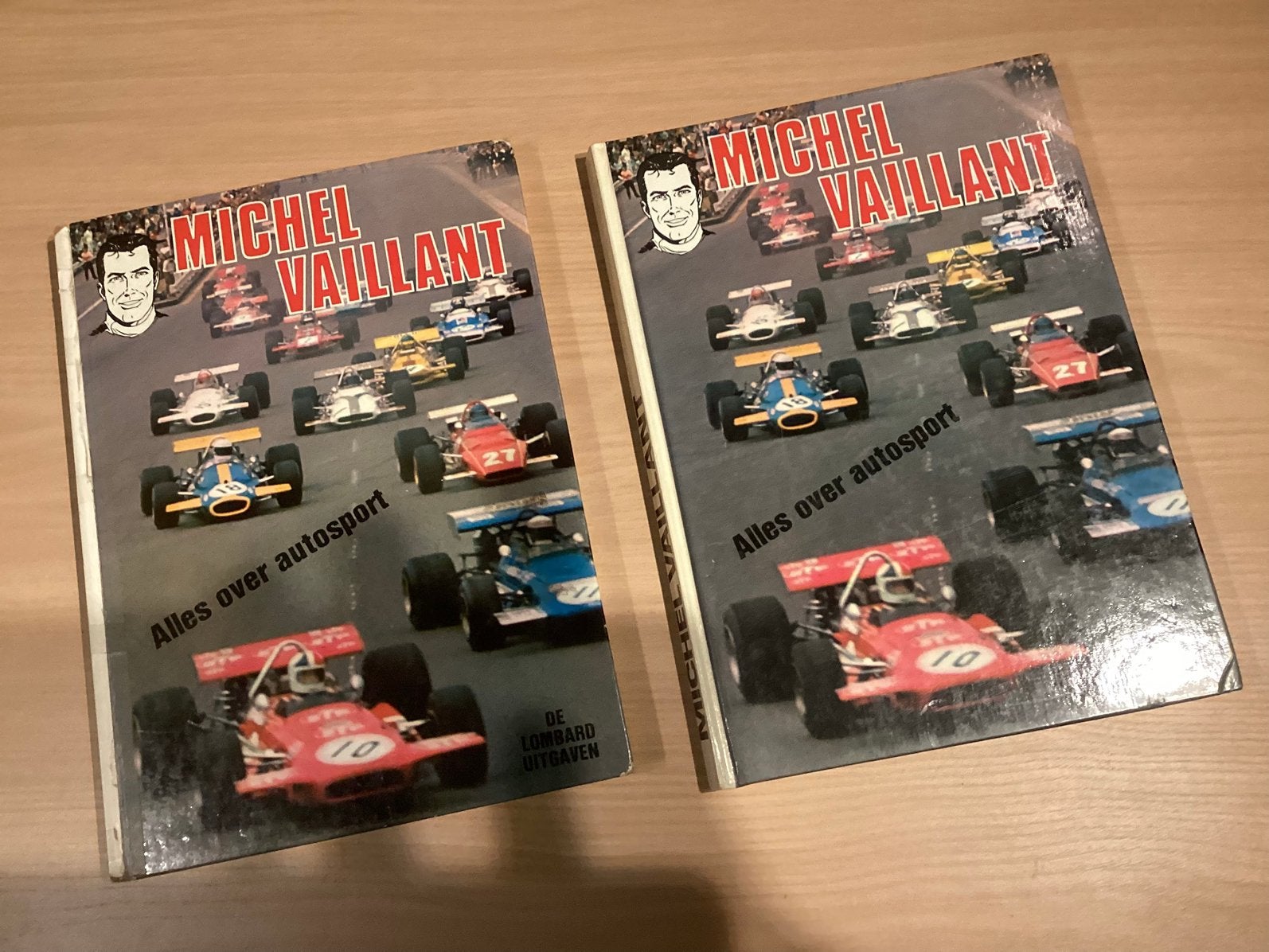 STRIP - Michel Vaillant - Alles over Autosport (Hardcover), Meerdere stripboeken, Ophalen of Verzenden, Gelezen