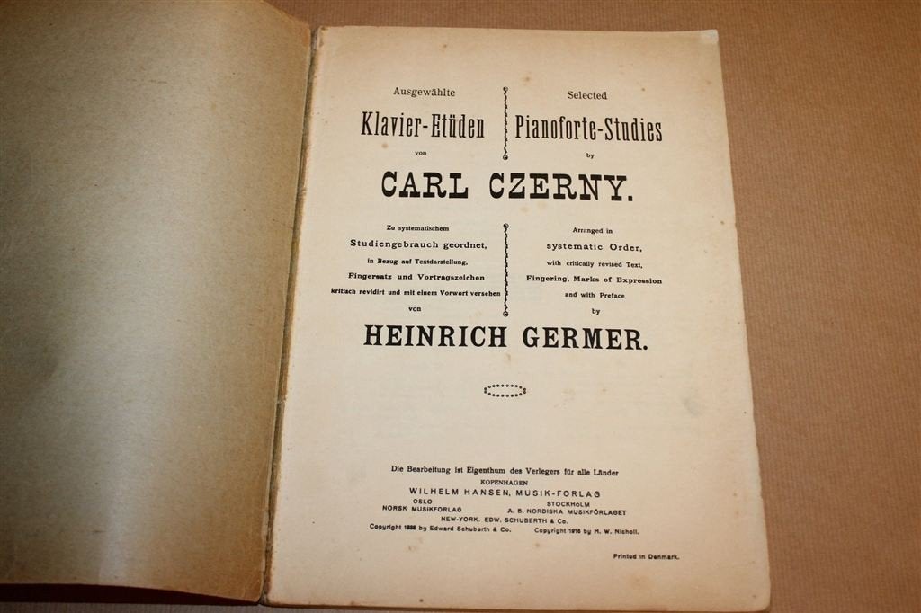50 en 32 Etüden — Czerny, Pianobladmuziek, Antiek 1916, Ophalen of Verzenden, Gebruikt, Artiest of Componist, Klassiek