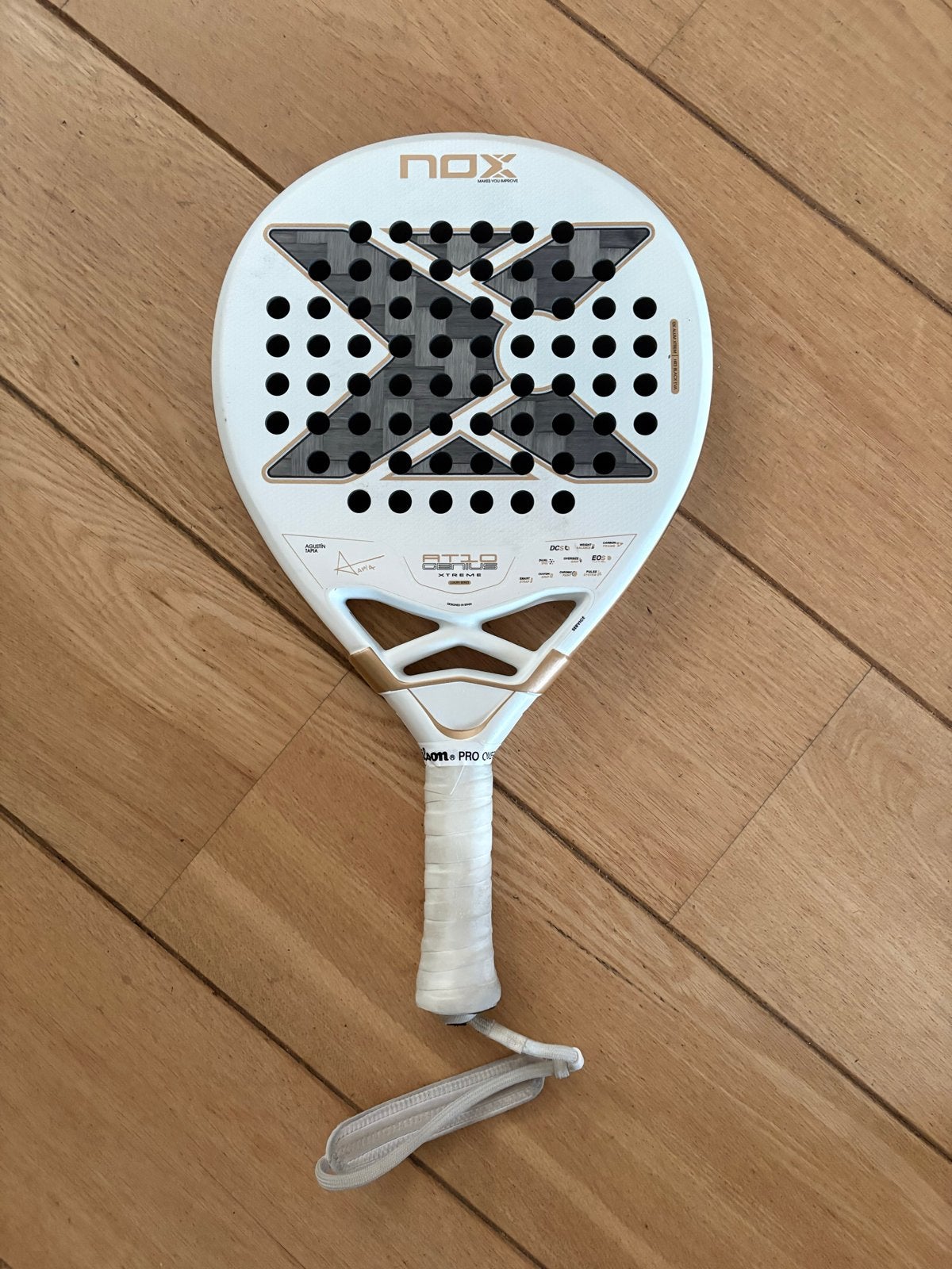 Nox AT10 12k Padelracket - Wit/Goud, Ophalen of Verzenden, Zo goed als nieuw, Padelracket