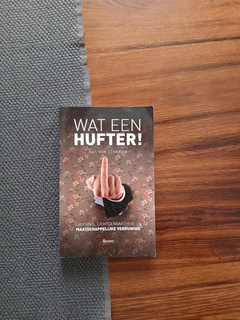 Bas van Stokkom - Wat een hufter!, Ophalen of Verzenden, Zo goed als nieuw, Bas van Stokkom