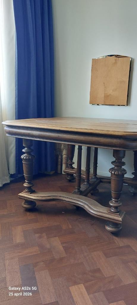 Uitschuifbare eikenhouten eettafel met 3 tussenstukken, Antiek en Kunst, Antiek | Meubels | Tafels, Ophalen
