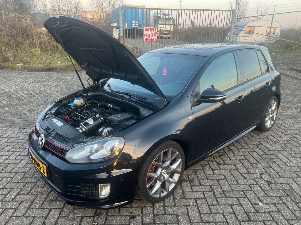 Volkswagen Golf 6 GTI 35 - 330+ PK | PANO | DSG BEARLOCK |, Auto's, Volkswagen, Zwart, 4 cilinders, 1984 cc, Zwart
