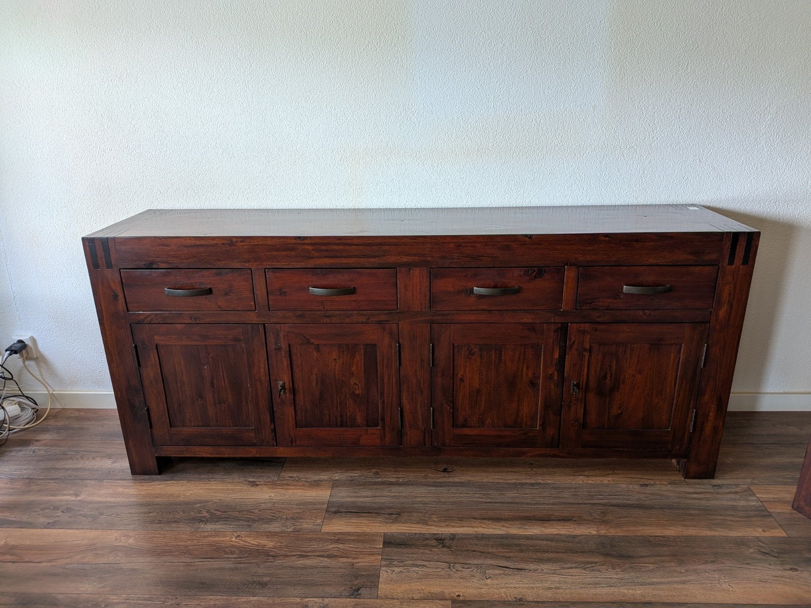 Prachtig Antiek houten dressoir
In mooie conditie, Huis en Inrichting, Ophalen, Zo goed als nieuw, 25 tot 50 cm, 150 tot 200 cm