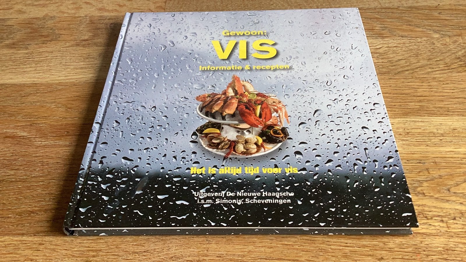 Damien Simonis - gewoon: vis kookboek recepten en informatie, Boeken, Ophalen of Verzenden, Zo goed als nieuw