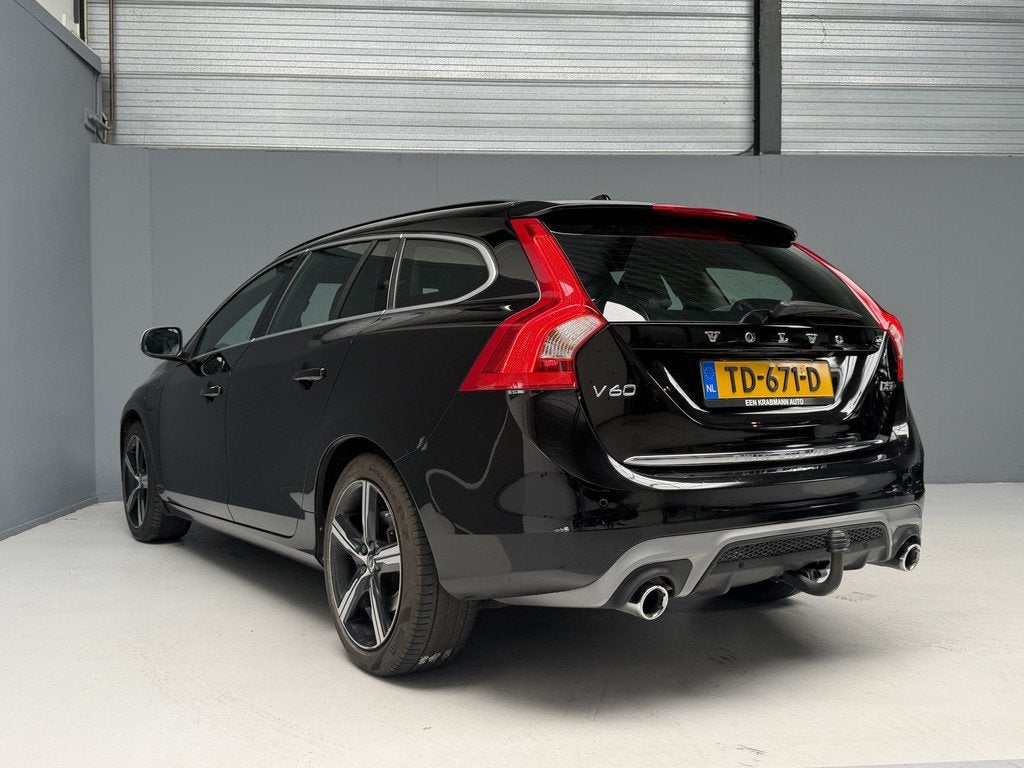 Volvo V60 2.4 D5 Twin Engine R-Design Plug-in|Nwe D-Riem|Tre, Auto's, Volvo, Automaat, 53 km, Zwart, Vierwielaandrijving