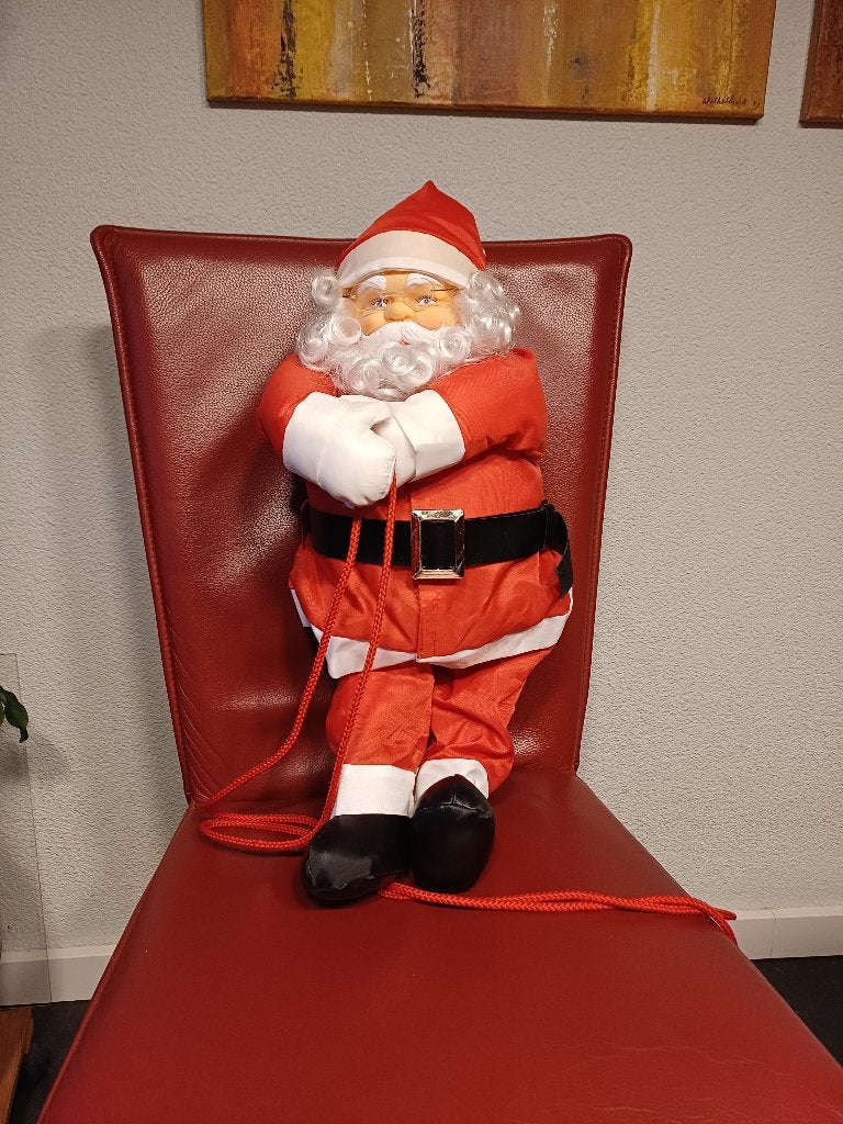 Kerstpop met rugzak cadeautjes, Ophalen of Verzenden, Zo goed als nieuw
