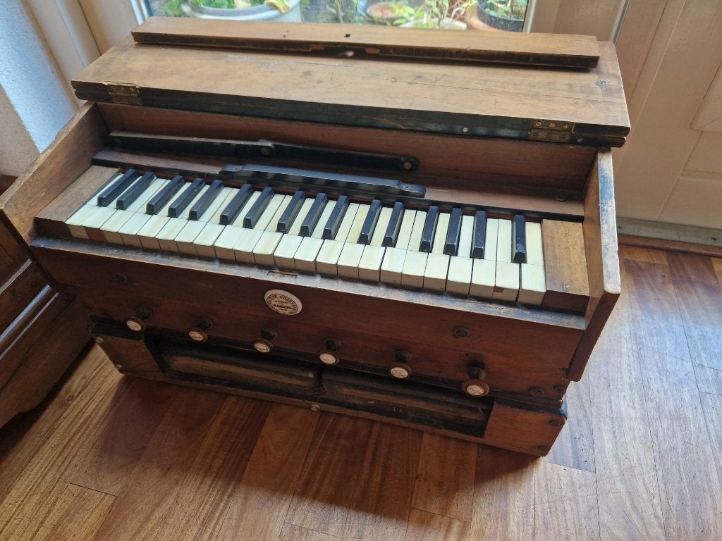 Draagbaar Harmonium Les petits fils de M. Kasriel, opknapper, Ophalen, Gebruikt