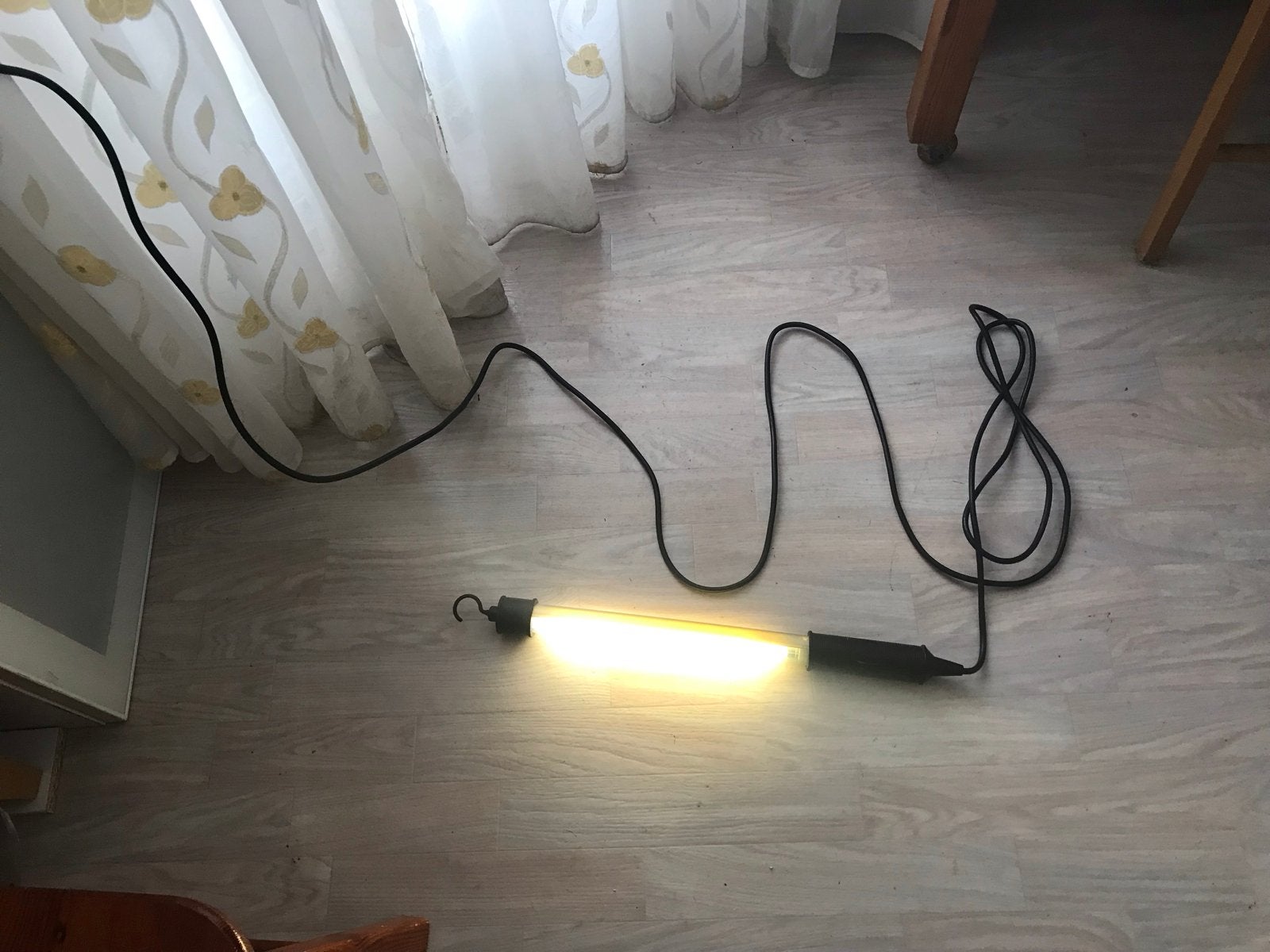 Draagbare TL-lamp met haak en lang snoer, Met schakelaar, Overige merken, Gebruikt, Kunststof