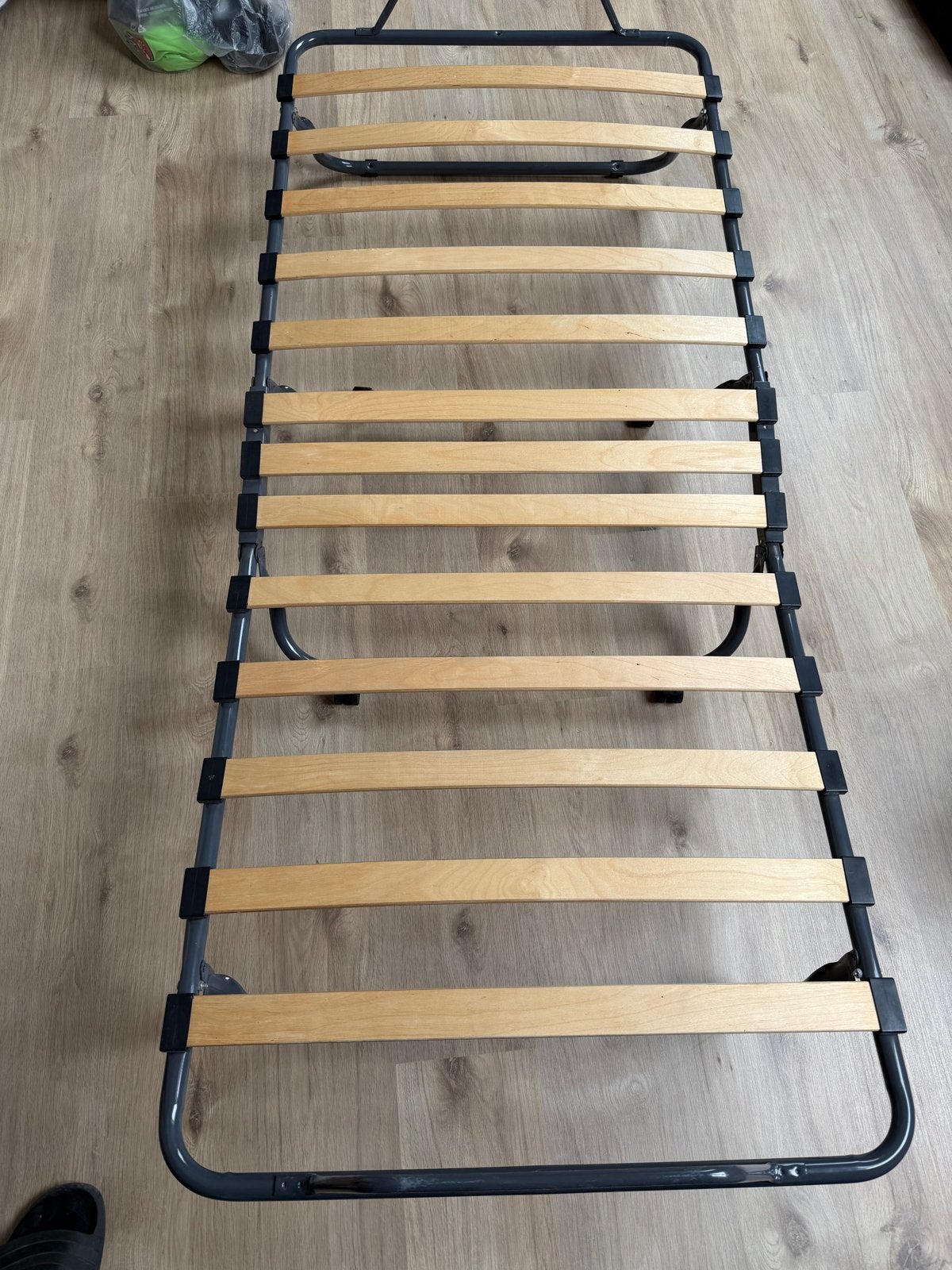 Eenpersoons stretcher inklapbaar,, Ophalen, Eenpersoons, Zo goed als nieuw, 80 cm