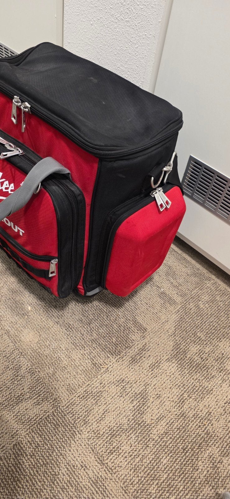 Milwaukee PACKOUT Gereedschapstas met diverse gereedschappen, Ophalen, Zo goed als nieuw, Gereedschapsopslag, Milwaukee