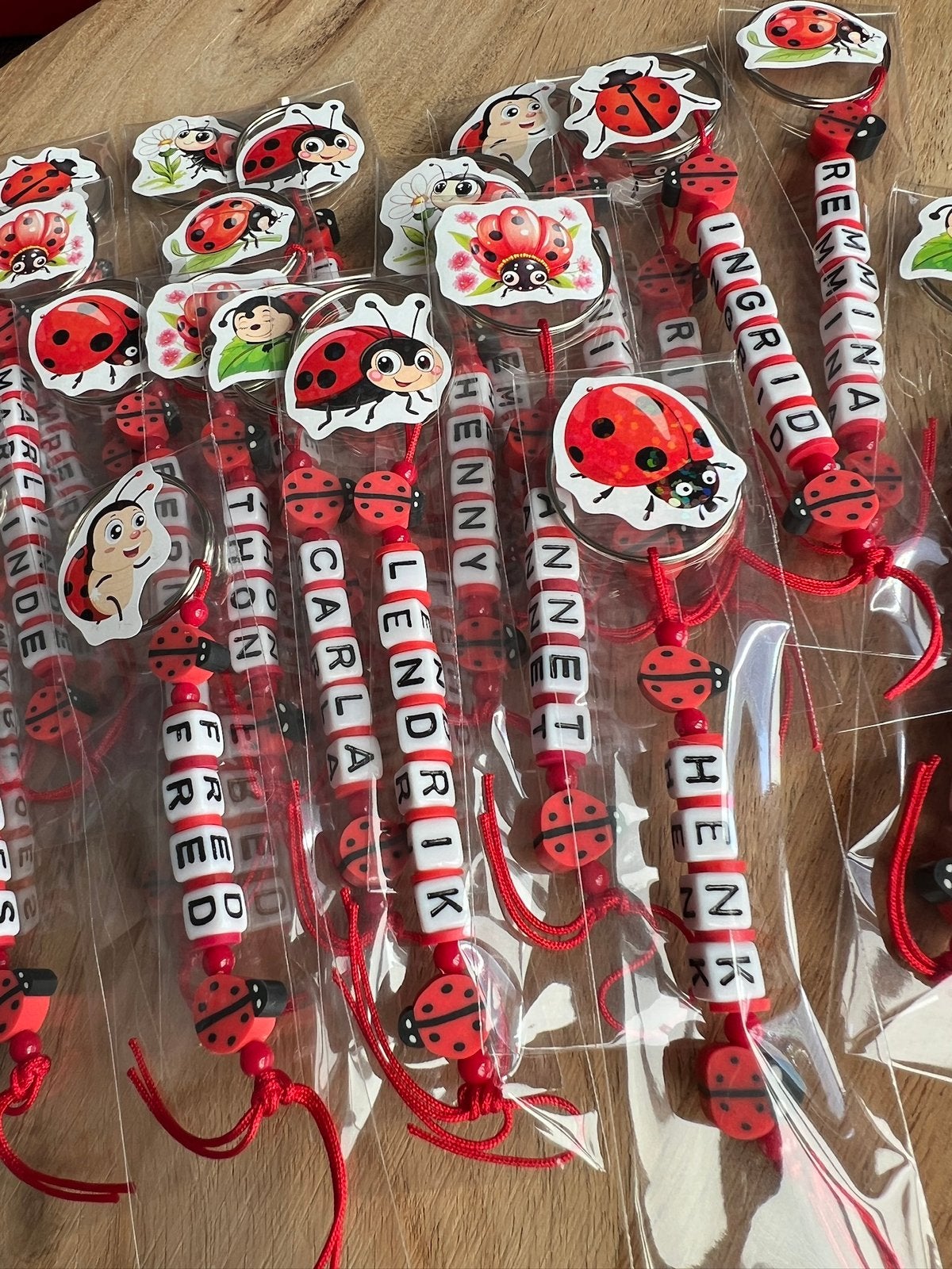 Lieveheersbeestjes sleutelhangers bedankje, Ophalen of Verzenden, Nieuw, Feestartikel, Verjaardag