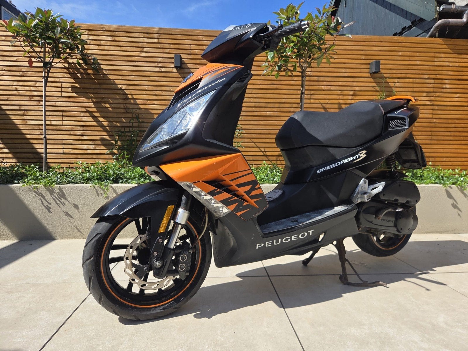Peugeot speelfight 3 darkside 2T, Fietsen en Brommers, Brommers | Peugeot, Ophalen, Gebruikt, Overige modellen, 1 versnellingen