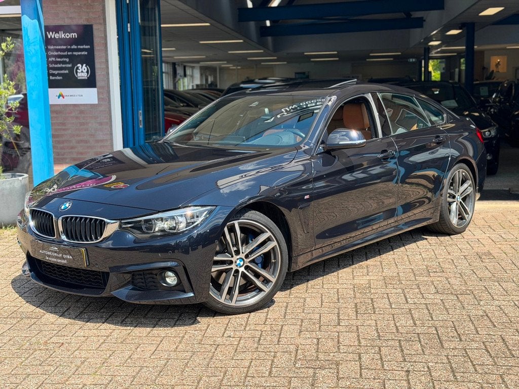 BMW 4-serie Gran Coupé 420i M-Pakket 2019 AUT NAVI DAK NAP!, Auto's, BMW, Automaat, 1998 cc, Achterwielaandrijving, Gebruikt