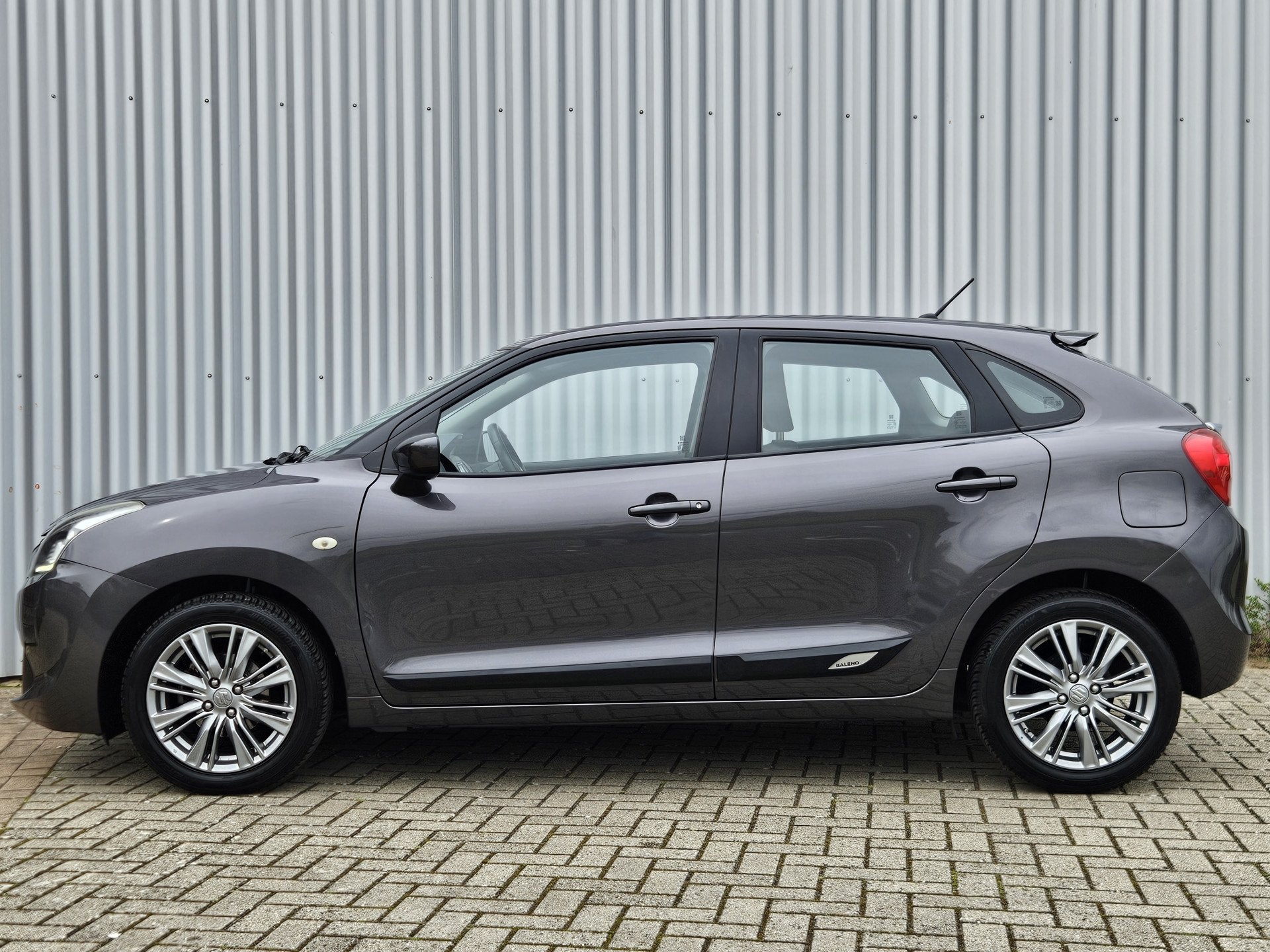 Suzuki Baleno 1.2 Exclusive /Automaat/Stoelverwarming/Cruise, Auto's, Suzuki, Stof, Gebruikt, 4 cilinders, 23 km/l