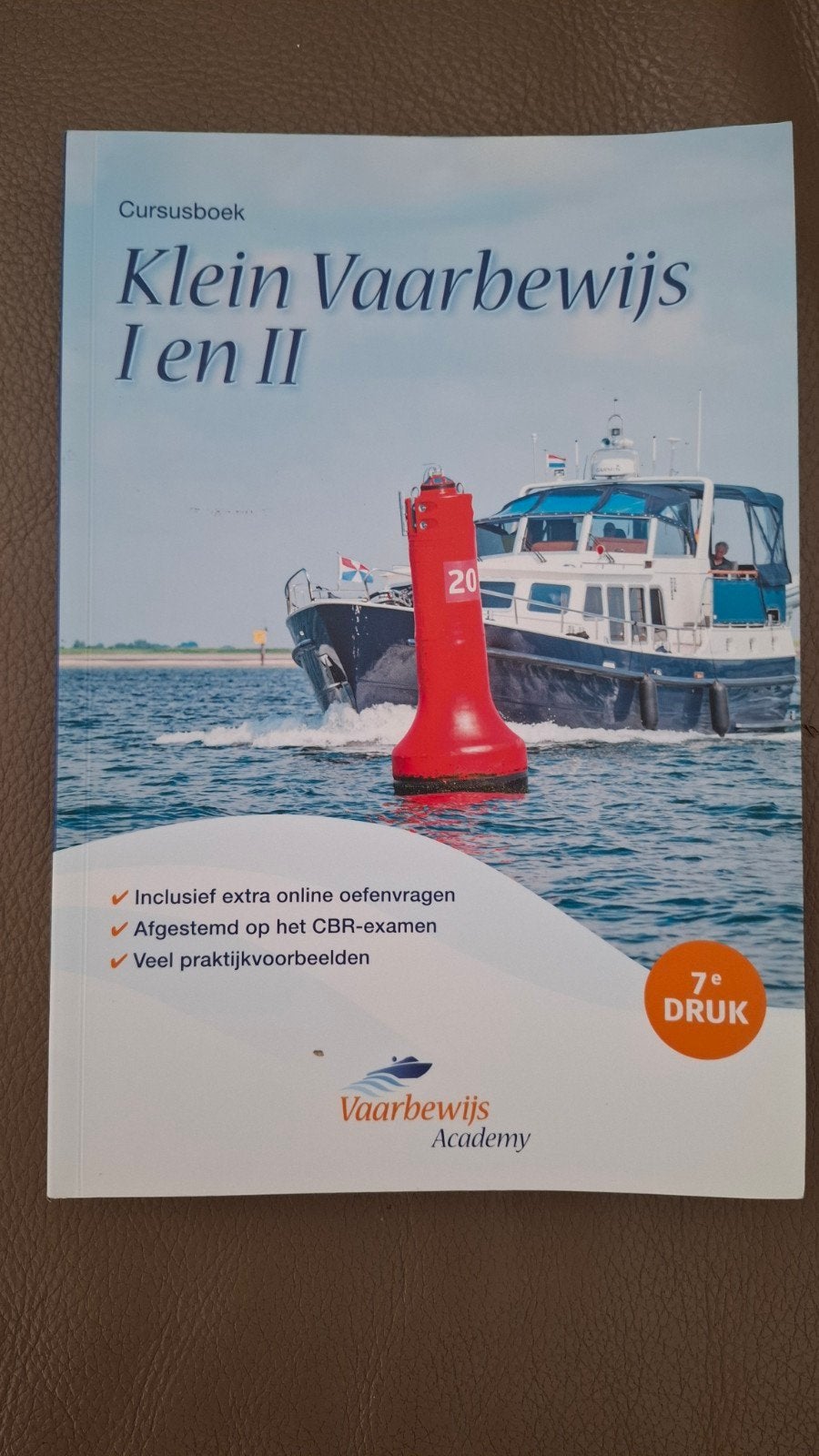 Cursusboek Klein Vaarbewijs I en II - 7e Druk, Ophalen of Verzenden, Zo goed als nieuw, Overige niveaus, Vliegtuig Academy